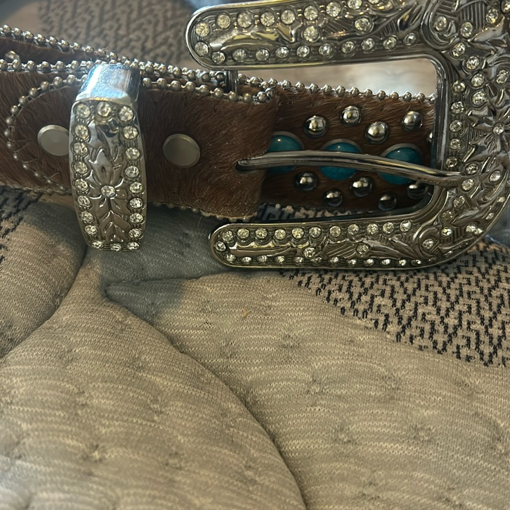 Country western cowgirl rhinestone belt size small  up to 36 waist.